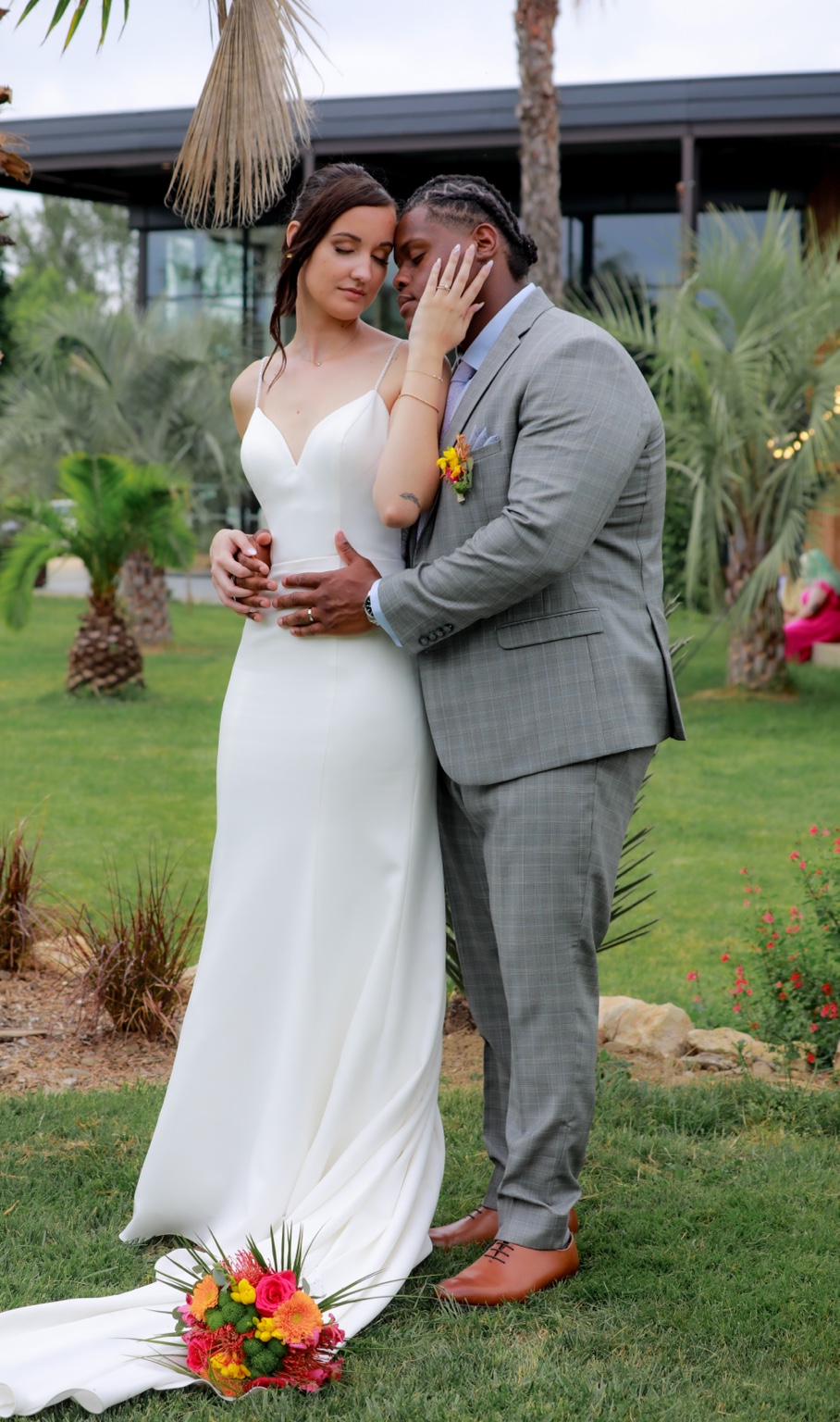 Marina et Anthony lors de leur mariage à Toulouse